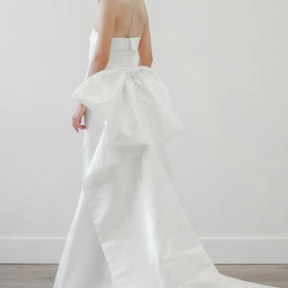 Watters Mimi Gown with Watters Dee Bow - Picture 3 of 7